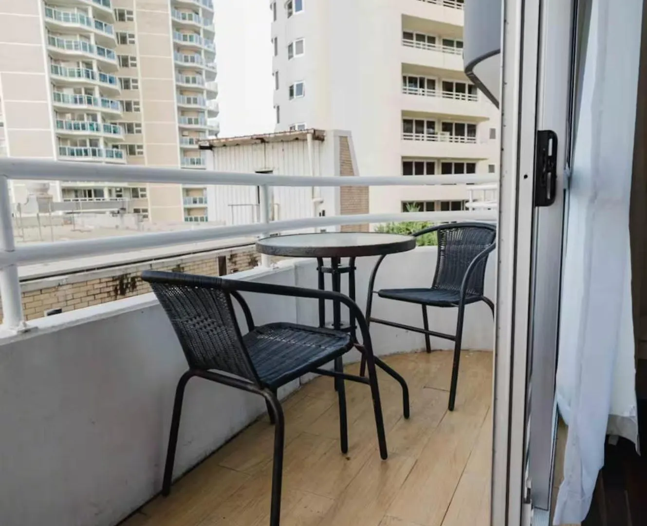 Coastal Bliss Apartment Gold Coast Australia